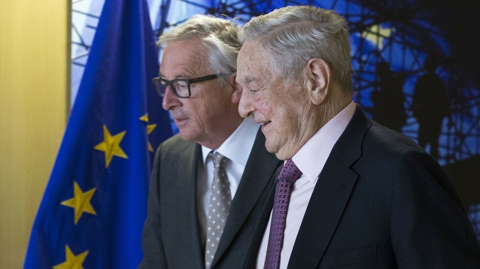 "L'UE? Si dissolverà come l'Unione Sovietica": la previsione di George Soros