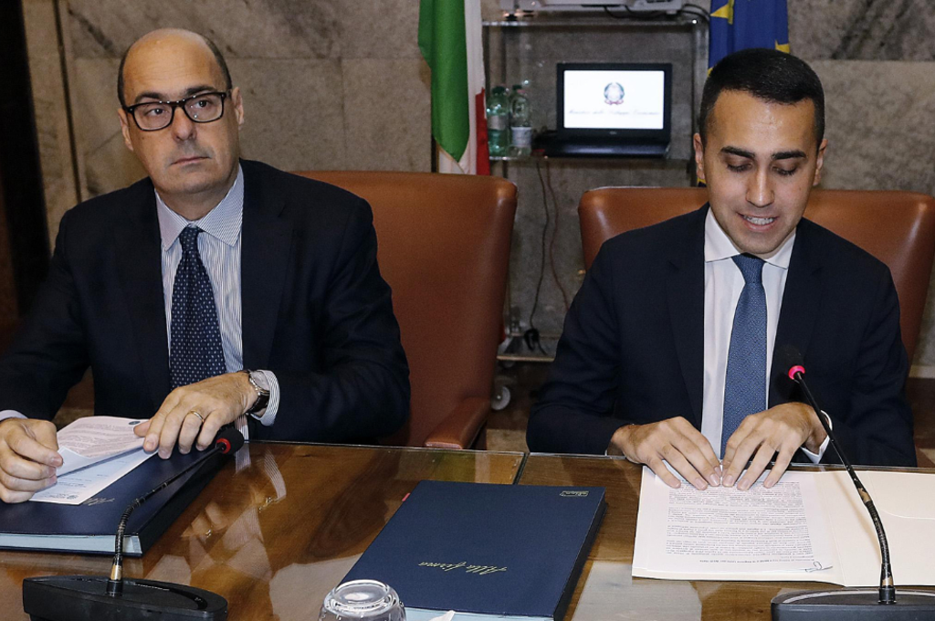Giannini: "Governo scelto dai poteri forti, Salvini era una minaccia per l'UE" Giannini: "Governo scelto dai poteri forti, Salvini era una minaccia per l'UE"