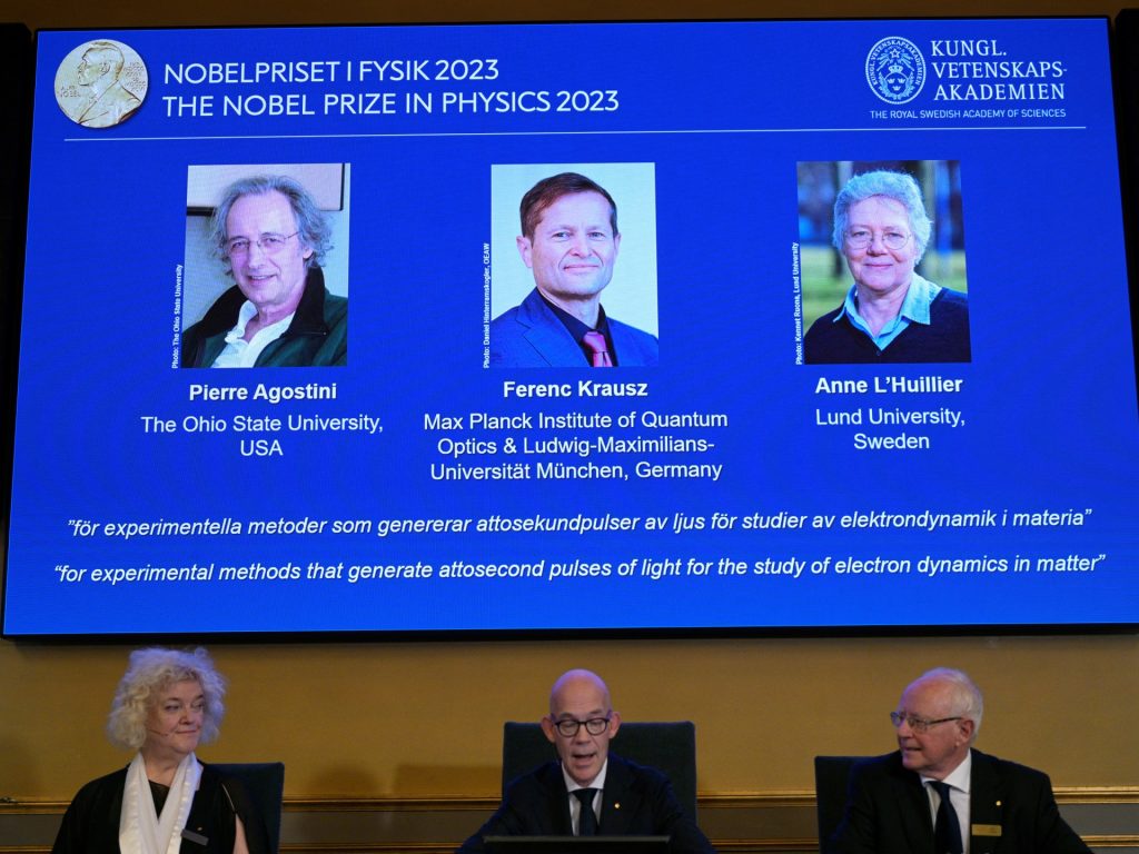 Pierre Agostini, Ferenc Krausz, Anne L'Huillier vincono il Premio Nobel per la fisica