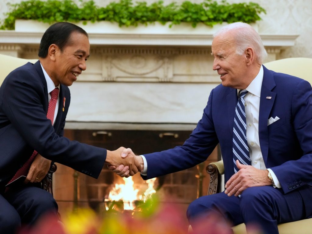 Il presidente indonesiano Joko Widodo esorta Biden a contribuire a porre fine alle “atrocità” di Gaza