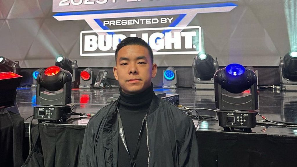 "Non ci sono scuse nel combattere": Khai Wu sulle MMA e l'allenamento di Zuckerberg