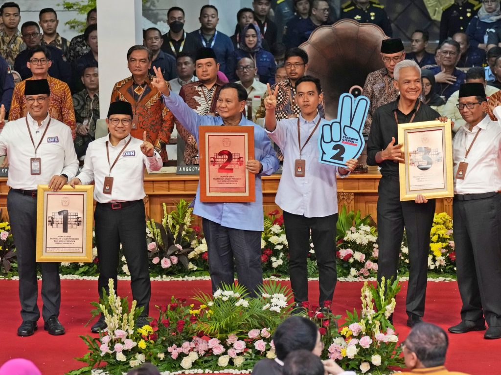 I candidati alla presidenza dell'Indonesia presentano piani per rilanciare l'economia da 1,2 trilioni di dollari