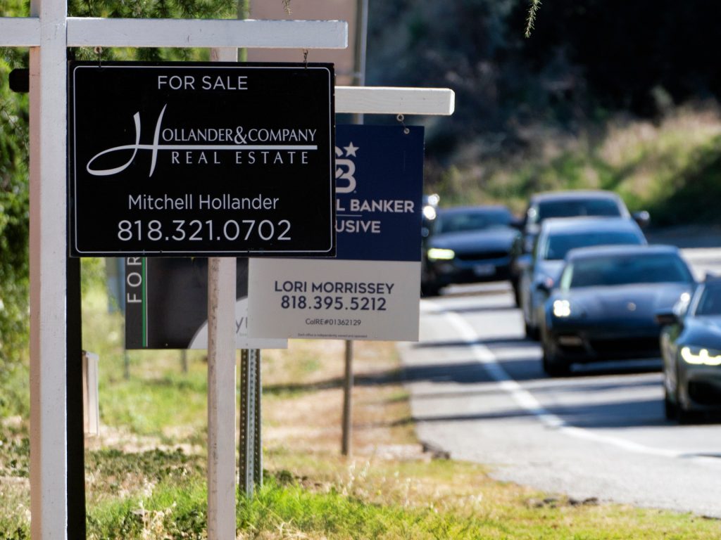 Gli alti tassi di interesse stanno danneggiando un altro settore: quello degli erogatori di mutui ipotecari