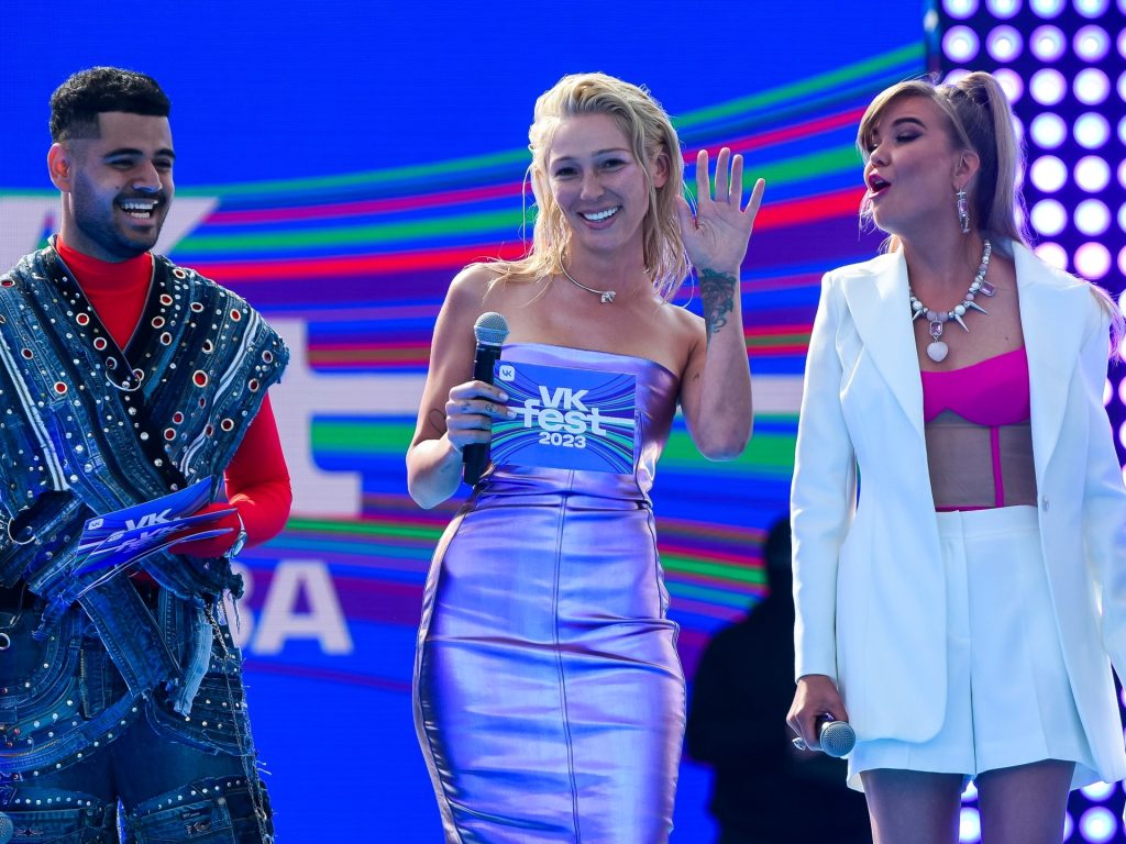La festa delle celebrità "quasi nude" scatena una reazione negativa nella Russia in tempo di guerra
