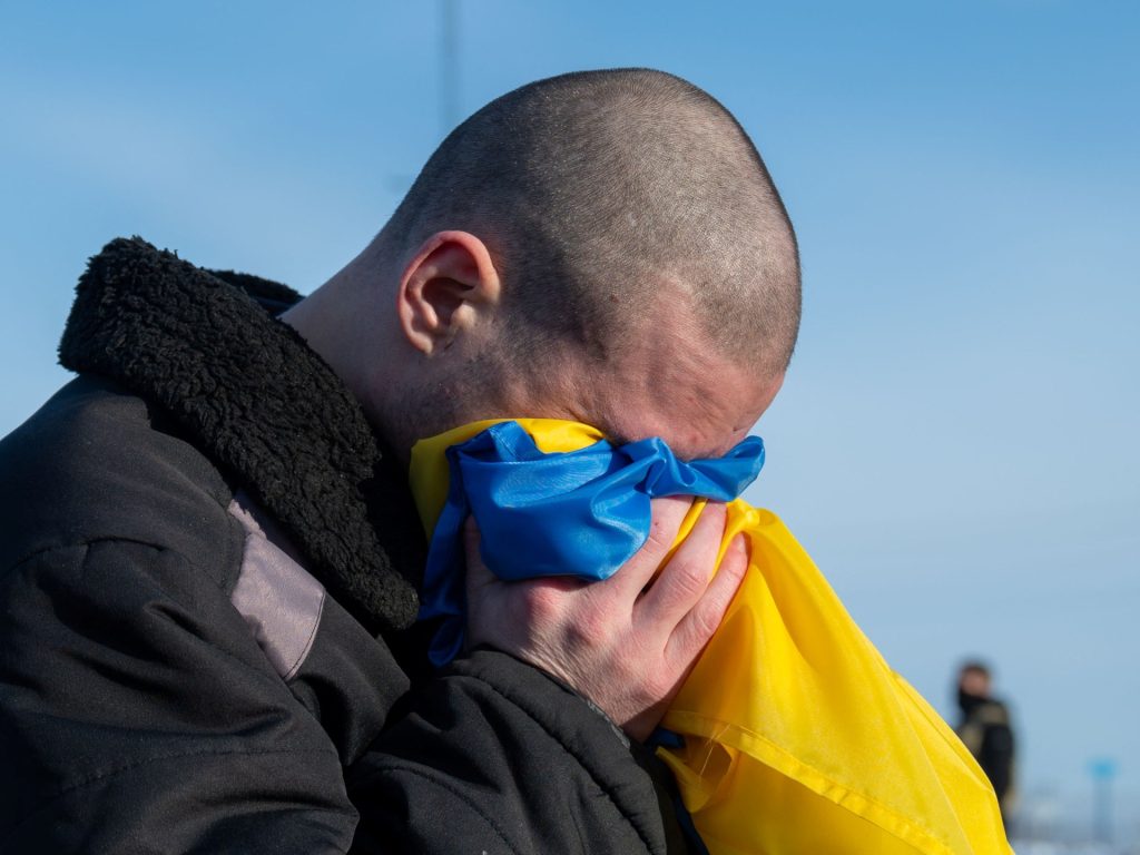 Russia e Ucraina completano il primo scambio di prigionieri dall'incidente aereo