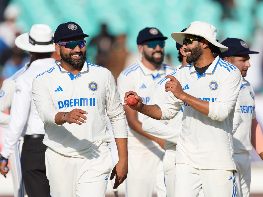 L'India batte l'Inghilterra per 122 e registra la più grande vittoria nei test, guidando la serie 2-1