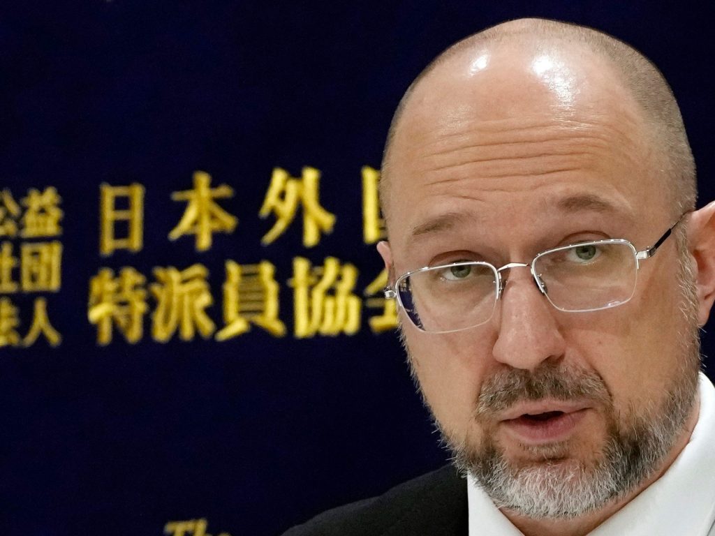 Il primo ministro ucraino chiede missili a lungo raggio per contrastare la Russia