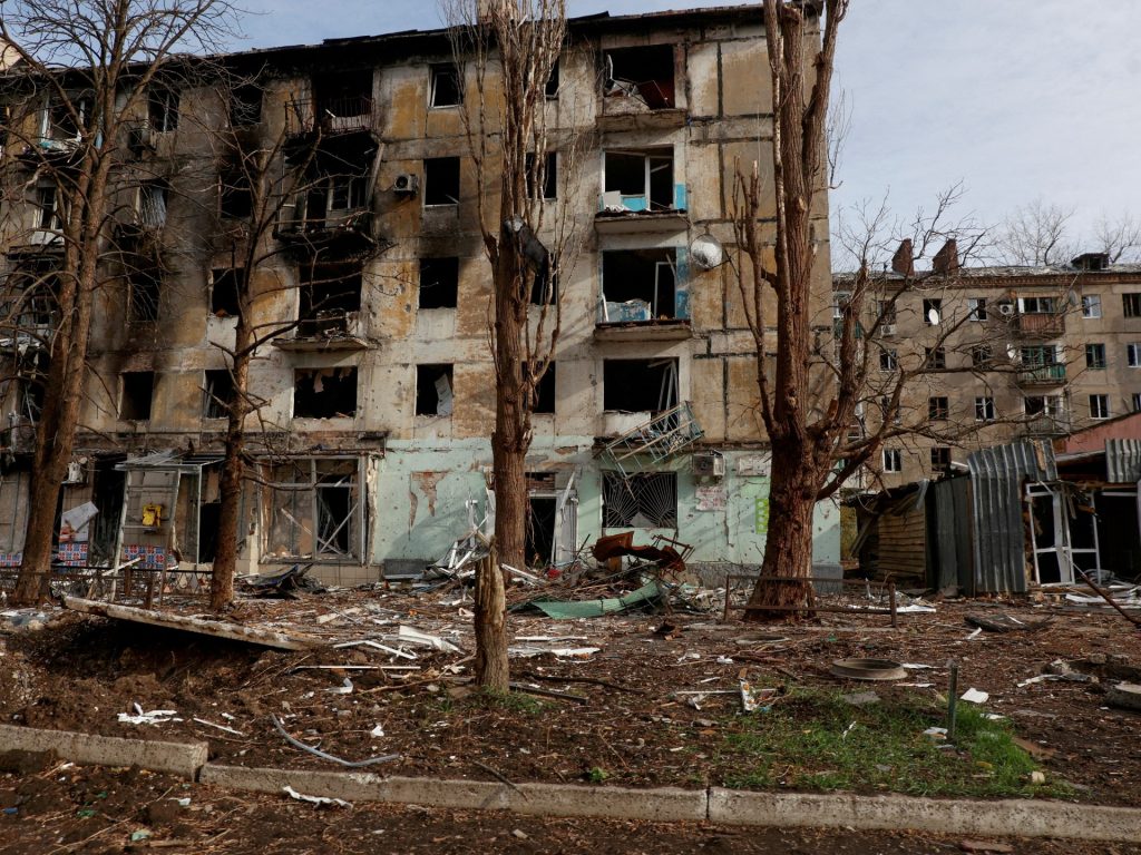 Le truppe ucraine si ritirano dalla città di Avdiivka, dice il capo dell'esercito