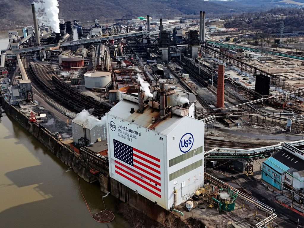 Biden si oppone all’acquisizione giapponese di US Steel e pubblicizza i “lavoratori siderurgici americani”