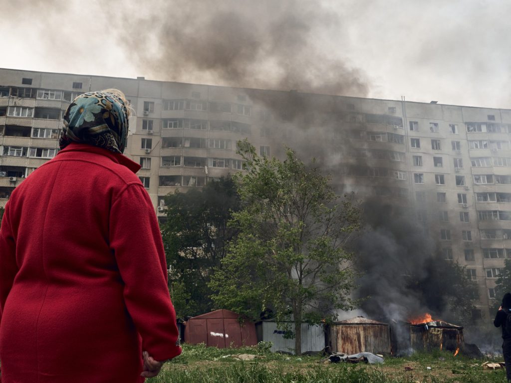 La Russia intensifica la guerra in Ucraina, con l’obiettivo di complicare la difesa di Kiev