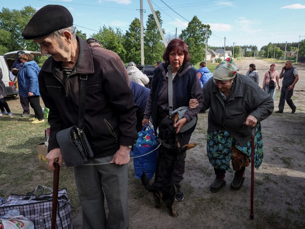 La Russia rivendica la cattura di villaggi nel nord-est dell’Ucraina nel mezzo di un rinnovato assalto