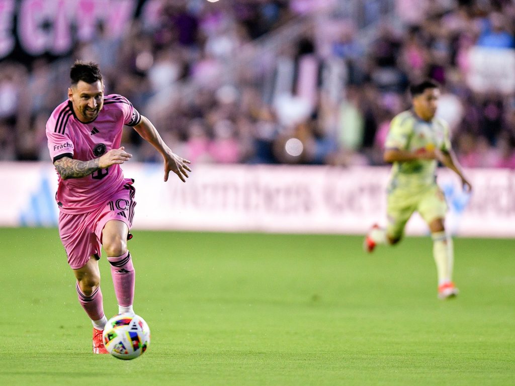 Messi e Saurez guidano la vittoria per 6-2 della MLS dell'Inter Miami sui New York Red Bulls