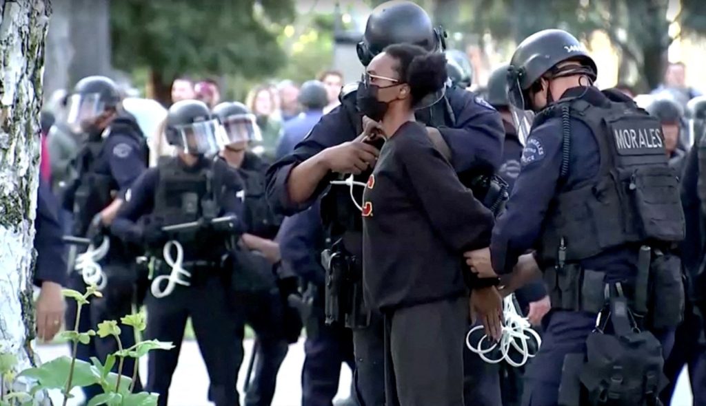 Osservare i cani da guardia: i media statunitensi e le faglie intergenerazionali