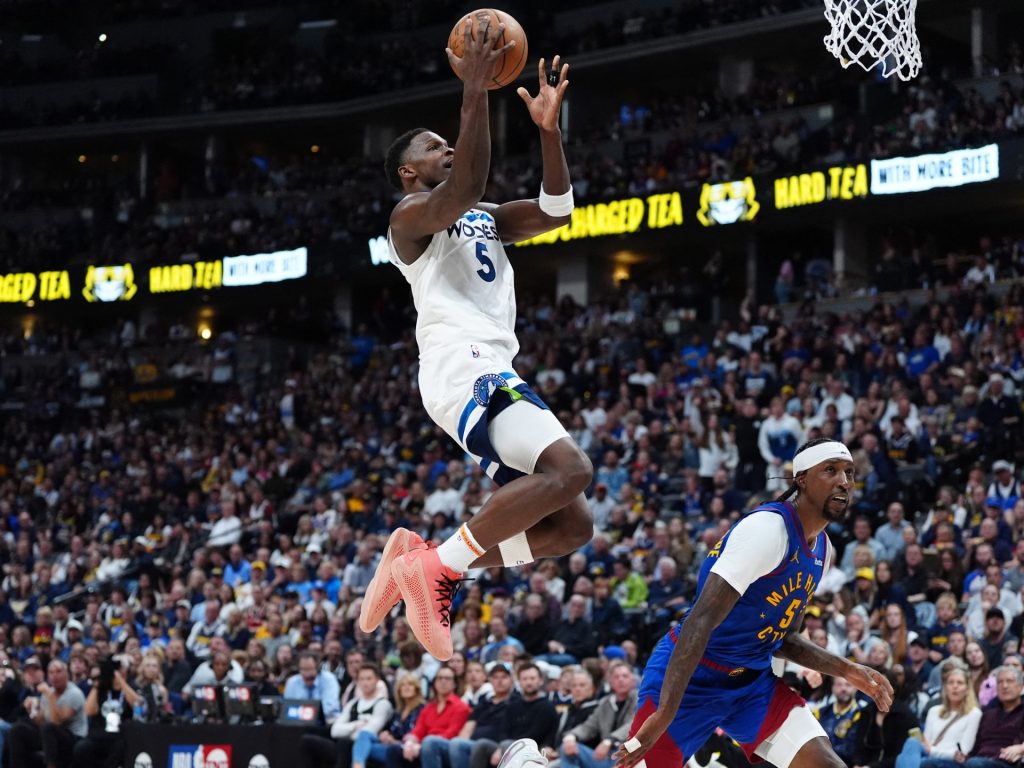 Semifinali della NBA Western Conference: il Minnesota stordisce i campioni NBA di Denver in Gara 1