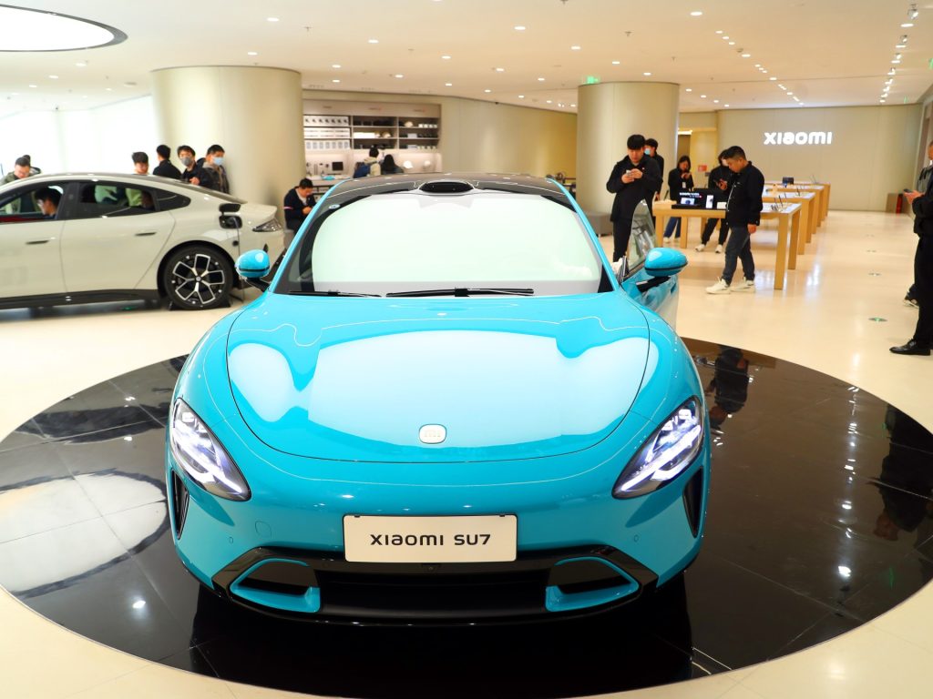 L’UE minaccia un aumento delle tariffe fino al 38% sui veicoli elettrici cinesi