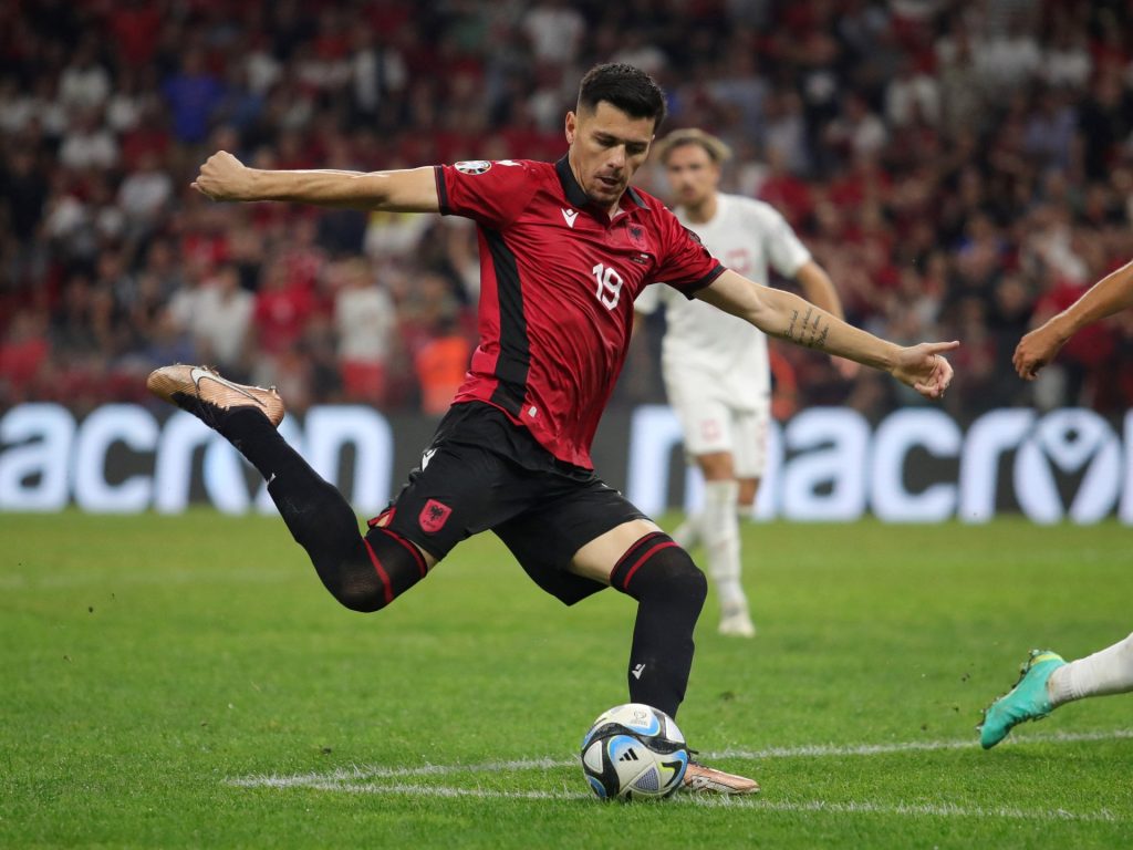 L'Albania afferma che il giocatore è stato squalificato per due partite di Euro 2024 per cori "nazionalisti".