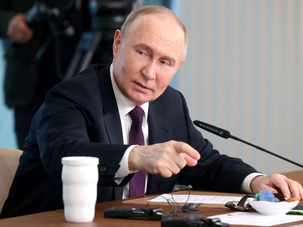 Putin mette in guardia l’Occidente sugli armamenti e sull’arsenale nucleare dell’Ucraina