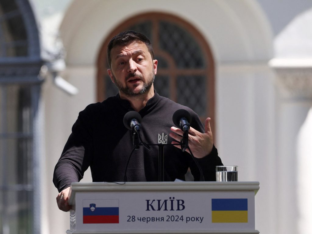 Zelenskyy elabora un "piano globale" per porre fine alla guerra con la Russia