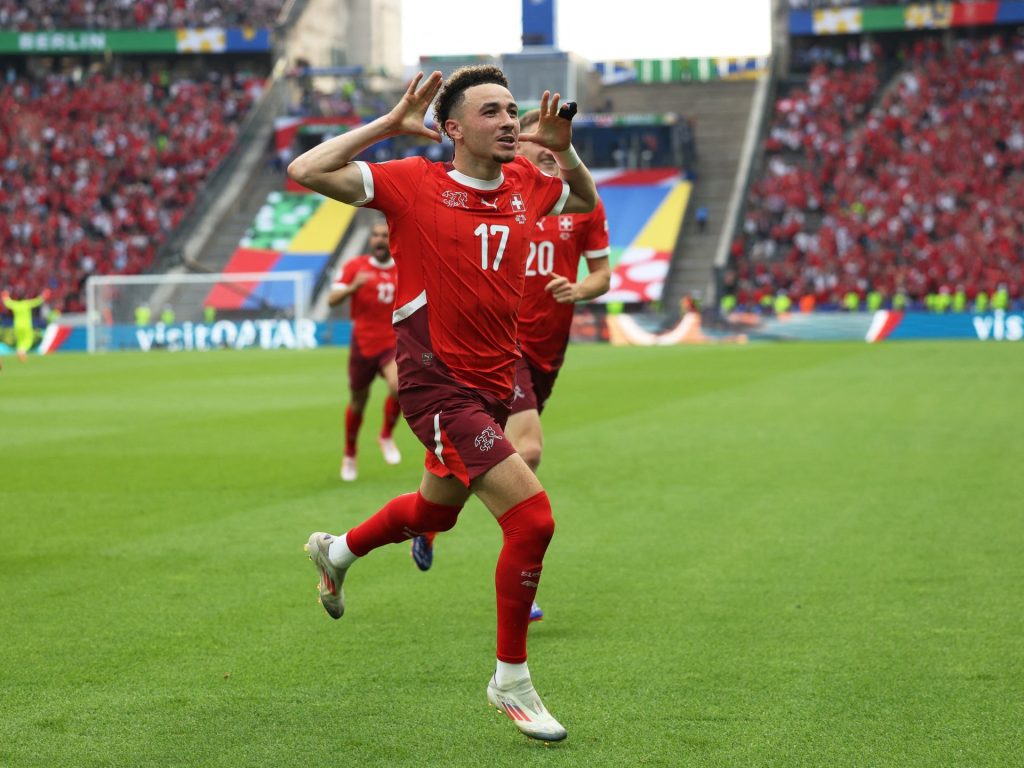 La Svizzera batte l'Italia detentrice del titolo e raggiunge i quarti di finale di UEFA Euro 2024