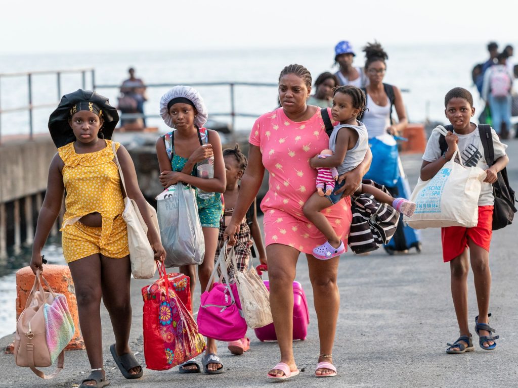 L'uragano Beryl uccide sei persone e provoca "immensa distruzione" nei Caraibi