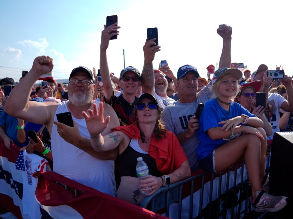 Cosa significa l'attacco al comizio di Trump per le elezioni statunitensi?