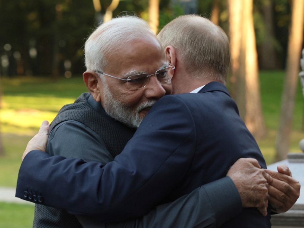 Dietro l'abbraccio di Modi a Putin: l'India scommette sulla vittoria di Trump a novembre?