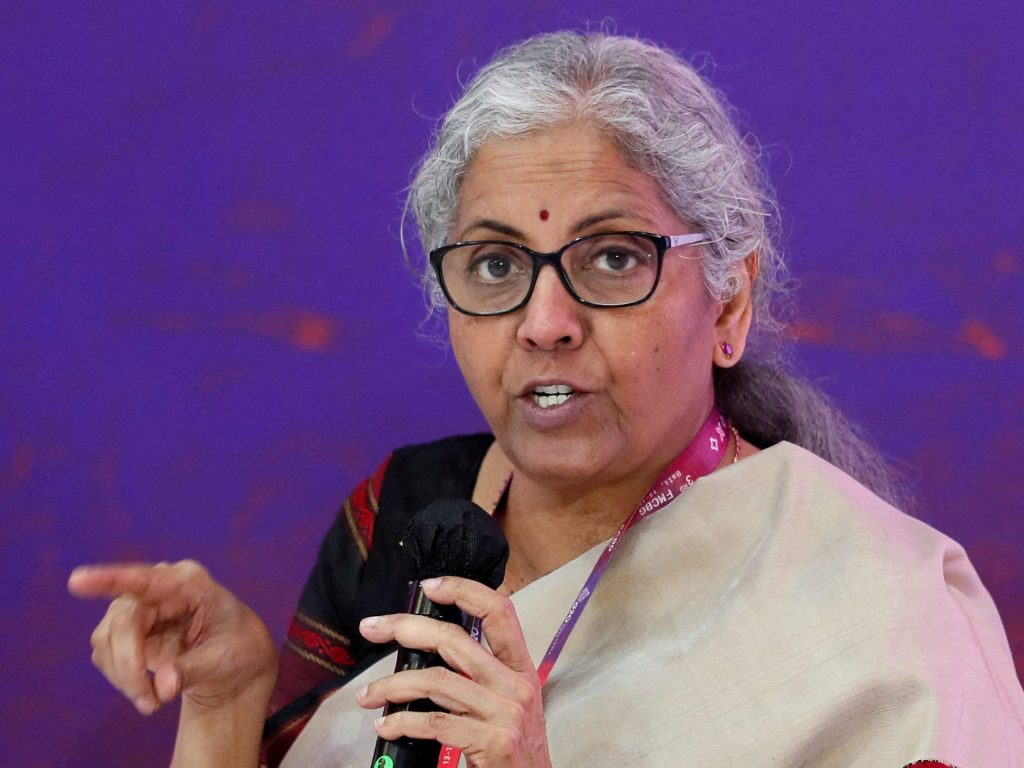 Modi in India stanzia miliardi per posti di lavoro e alleati nel bilancio post-elettorale