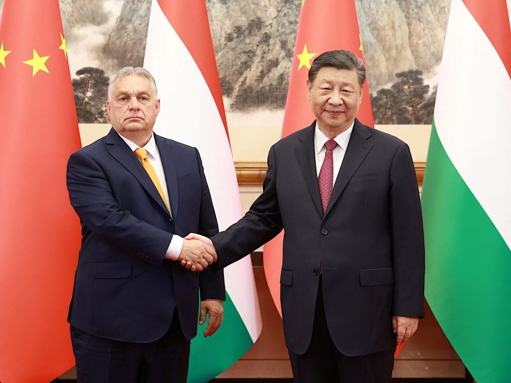 L'ungherese Orban incontra il cinese Xi in missione per porre fine alla guerra tra Russia e Ucraina