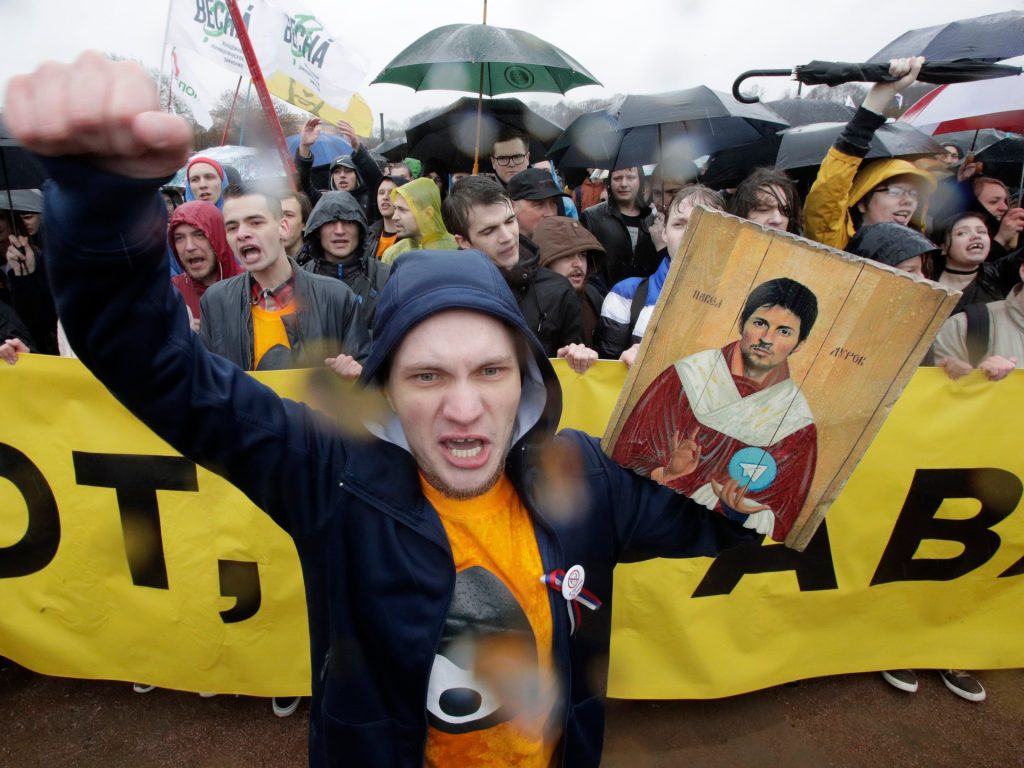 Dagli spacciatori ai critici di Putin: dietro il raro pubblico di Pavel Durov su Telegram