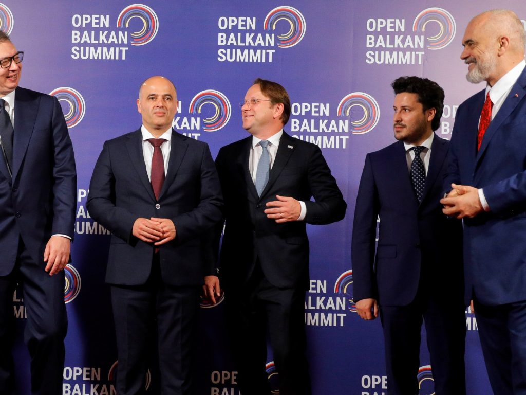 Il pericolo dell'euroscetticismo "pro-UE" nei Balcani occidentali