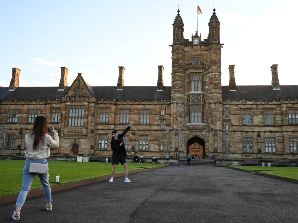 L'Australia limita il numero di studenti internazionali a causa del malcontento per gli alloggi