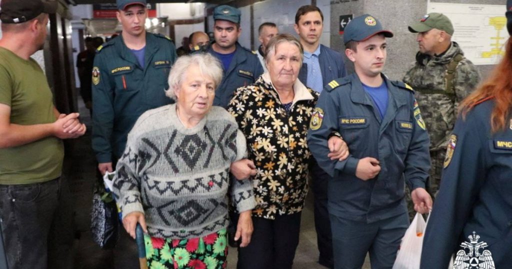 L'Ucraina si prepara alla rappresaglia mentre la Russia invia più truppe a Kursk