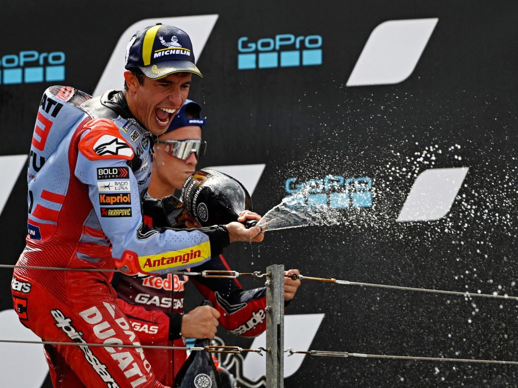 Lo spagnolo Marc Marquez vince il MotoGP di Aragon e interrompe la serie di tre anni senza vittorie
