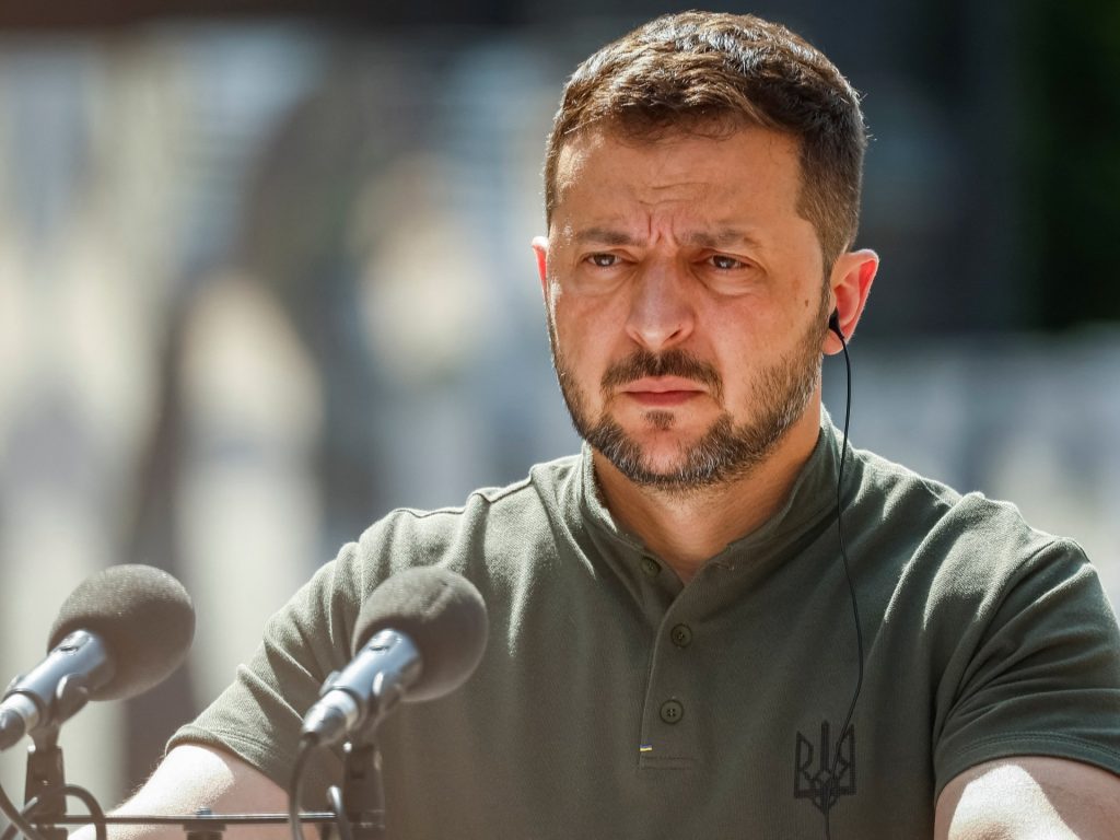 In Ucraina, alcuni sono scettici sul rimpasto di Zelenskyy mentre la Russia avanza