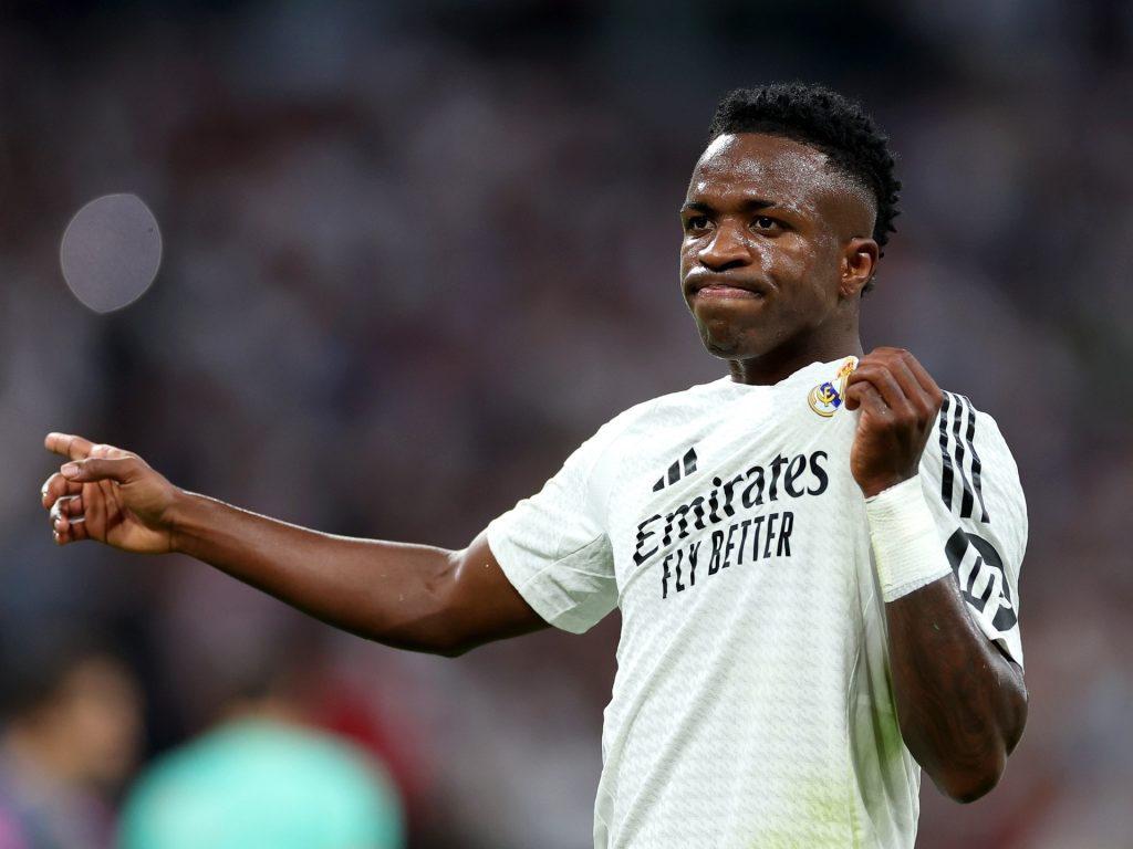 Tifoso del Maiorca condannato per abusi razzisti nei confronti di Vinicius e Chukwueze