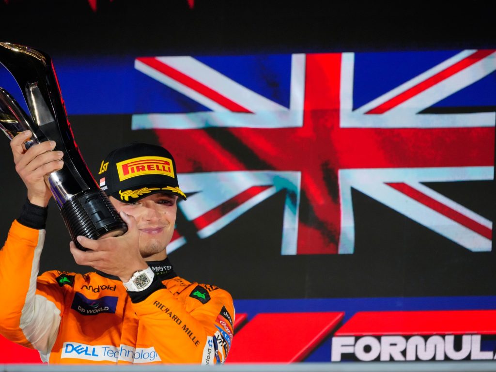 Lando Norris vince il GP di Singapore e riduce la corsa al titolo di F1 con Max Verstappen