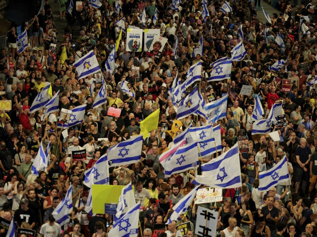 Netanyahu e i manifestanti israeliani sono sulla stessa pagina del genocidio