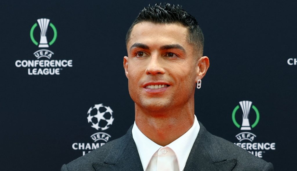 Ronaldo diventa il primo individuo con un miliardo di follower sui social media
