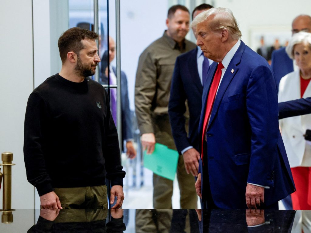 "È in gioco l'esistenza stessa dell'Ucraina": Zelenskyj partecipa alle elezioni americane