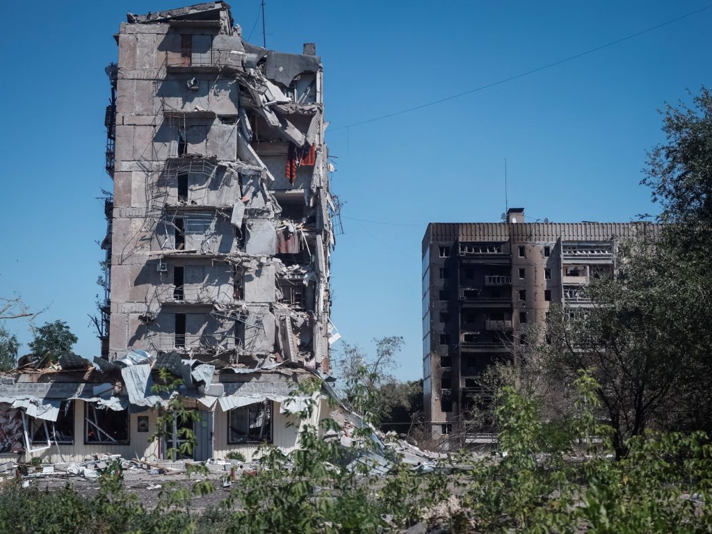 Le forze russe entrano nella città chiave di Toretsk, nell’Ucraina orientale
