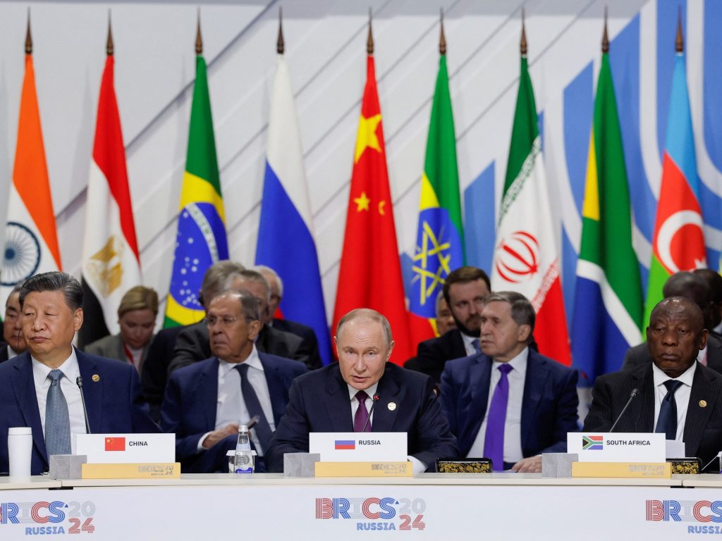 Al vertice dei BRICS, Putin accoglie con favore i commenti di Trump sulla fine della guerra in Ucraina