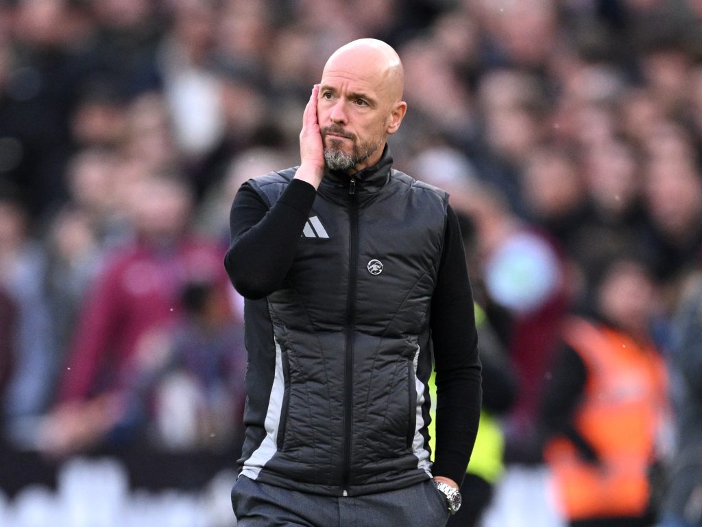 Erik ten Hag è stato esonerato dalla carica di allenatore del Manchester United