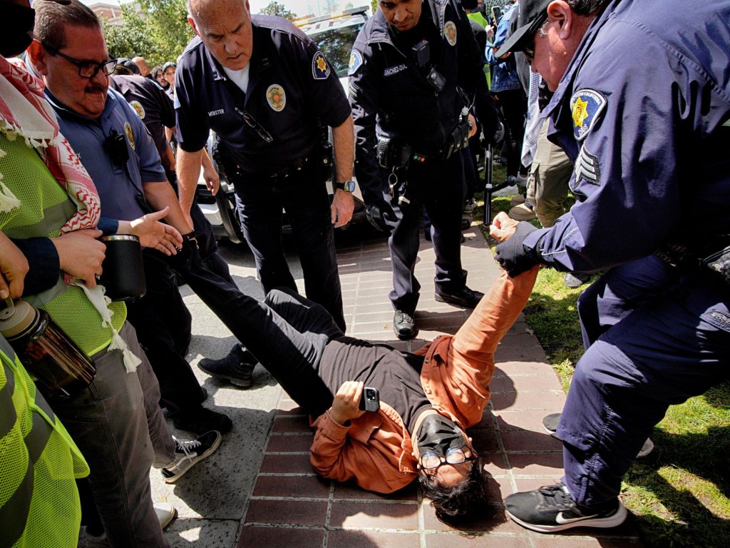 Il genocidio infuria, ma nell’università neoliberista tutto procede come al solito