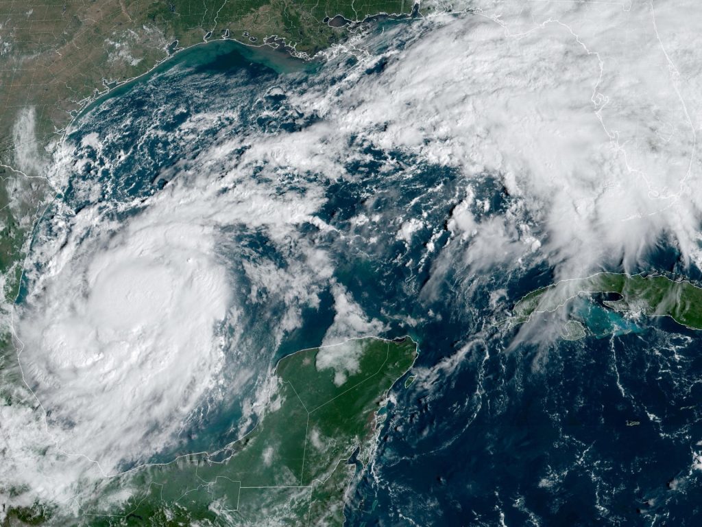 L'uragano Milton si dirige verso la Florida: percorso previsto e cosa aspettarsi
