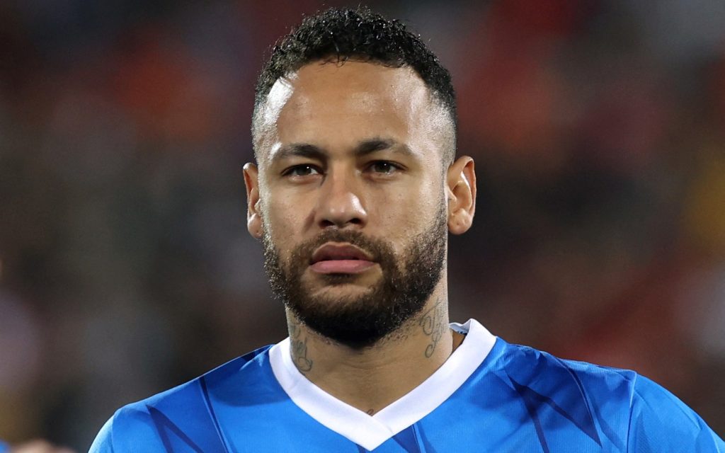 Neymar del Brasile tornerà per l'Al Hilal dopo un lungo periodo di inattività per infortunio