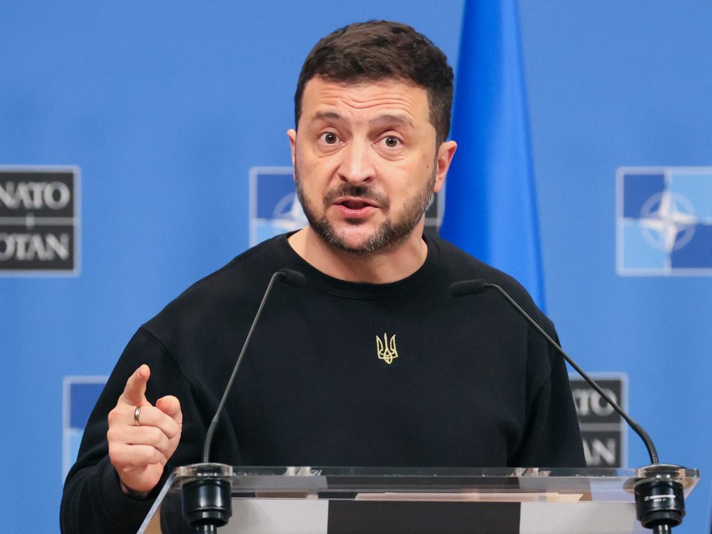 Zelenskyj ucraino esorta gli alleati ad agire prima che le truppe nordcoreane raggiungano il fronte