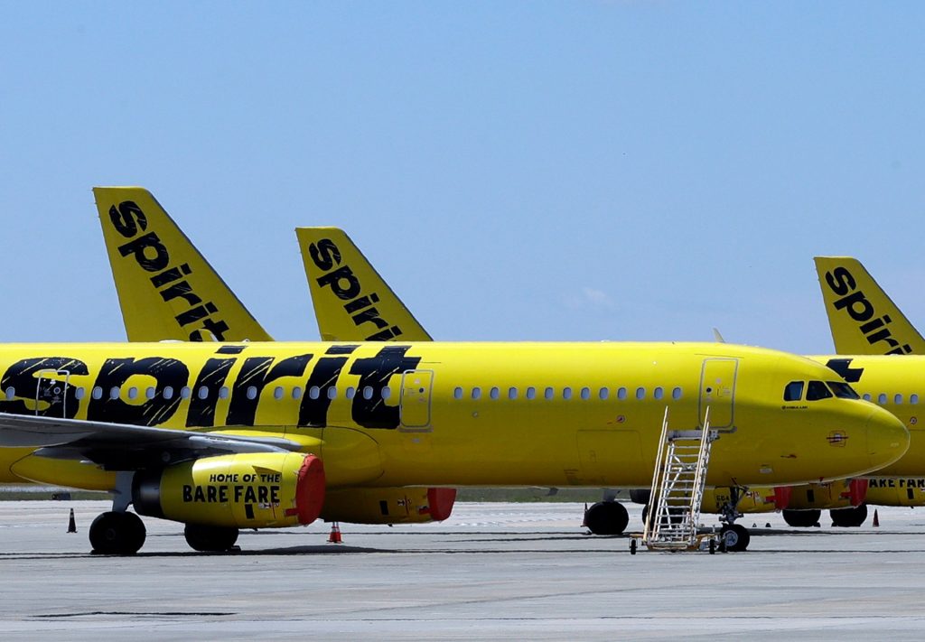 La pioniera americana della linea senza fronzoli, Spirit Airlines, chiede protezione dalla bancarotta