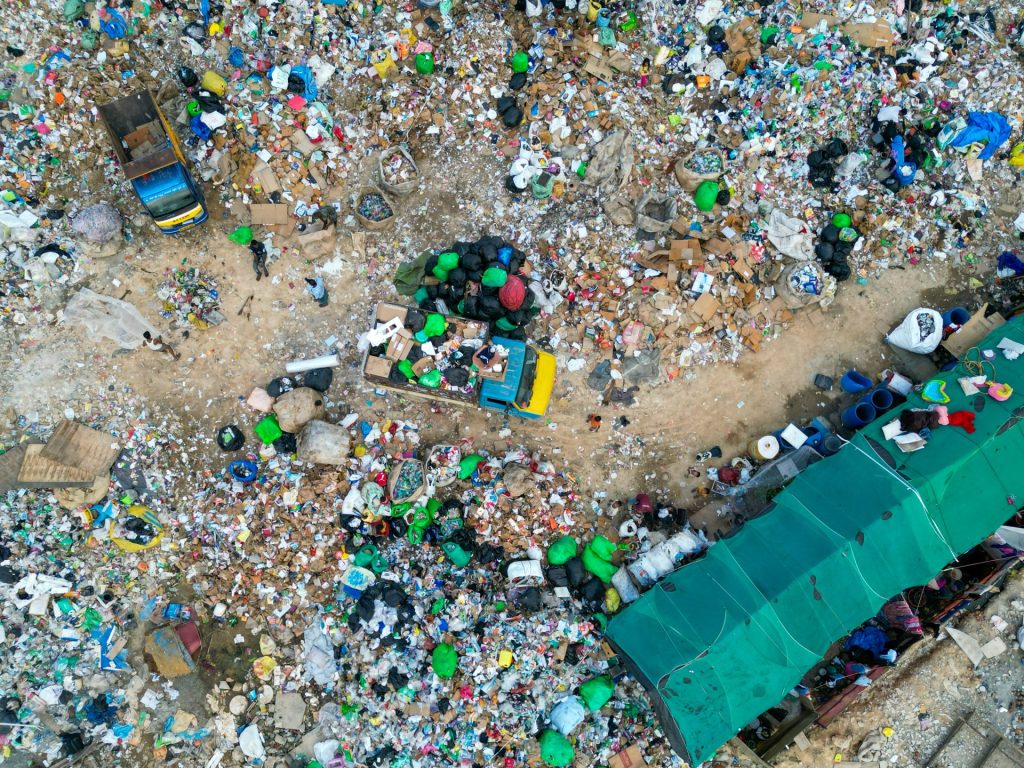 I leader spingono per un trattato sull’inquinamento da plastica durante i colloqui in Corea del Sud