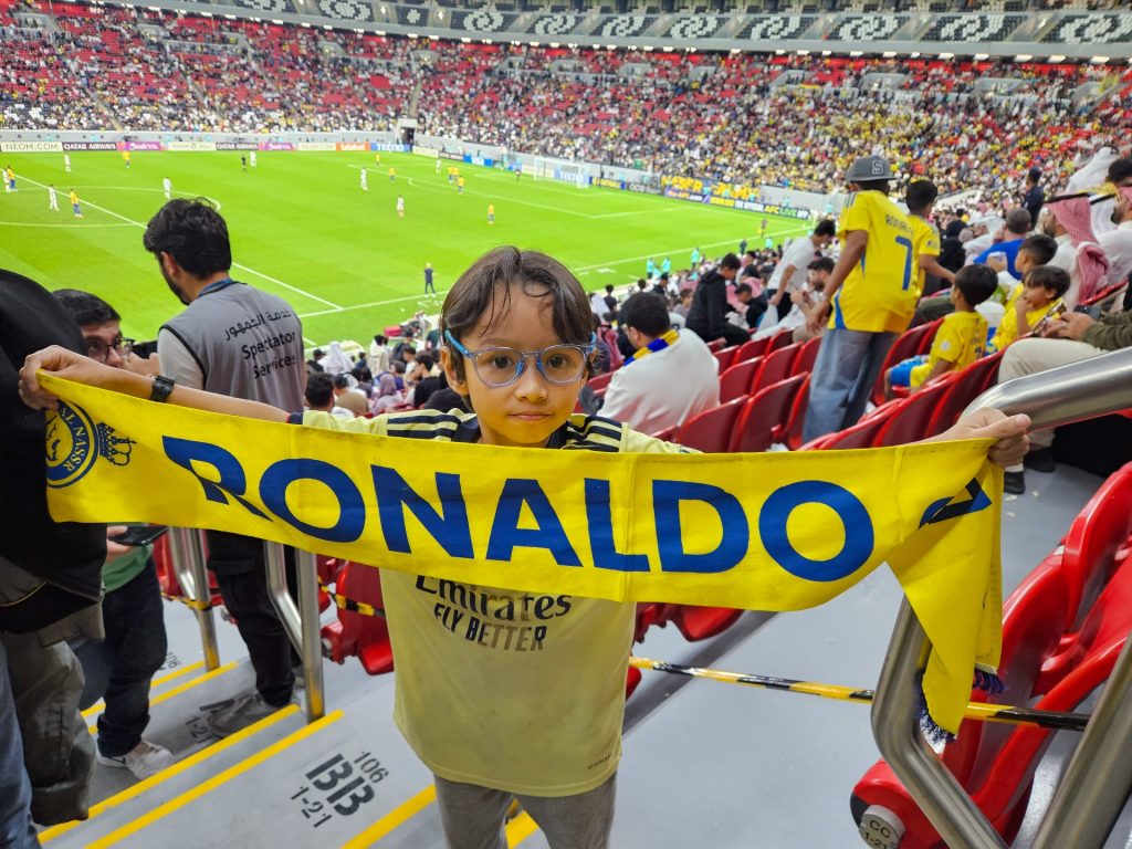 Ronaldo segna due gol mentre l'Al Nassr vince la sfida della AFC Champions League in Qatar