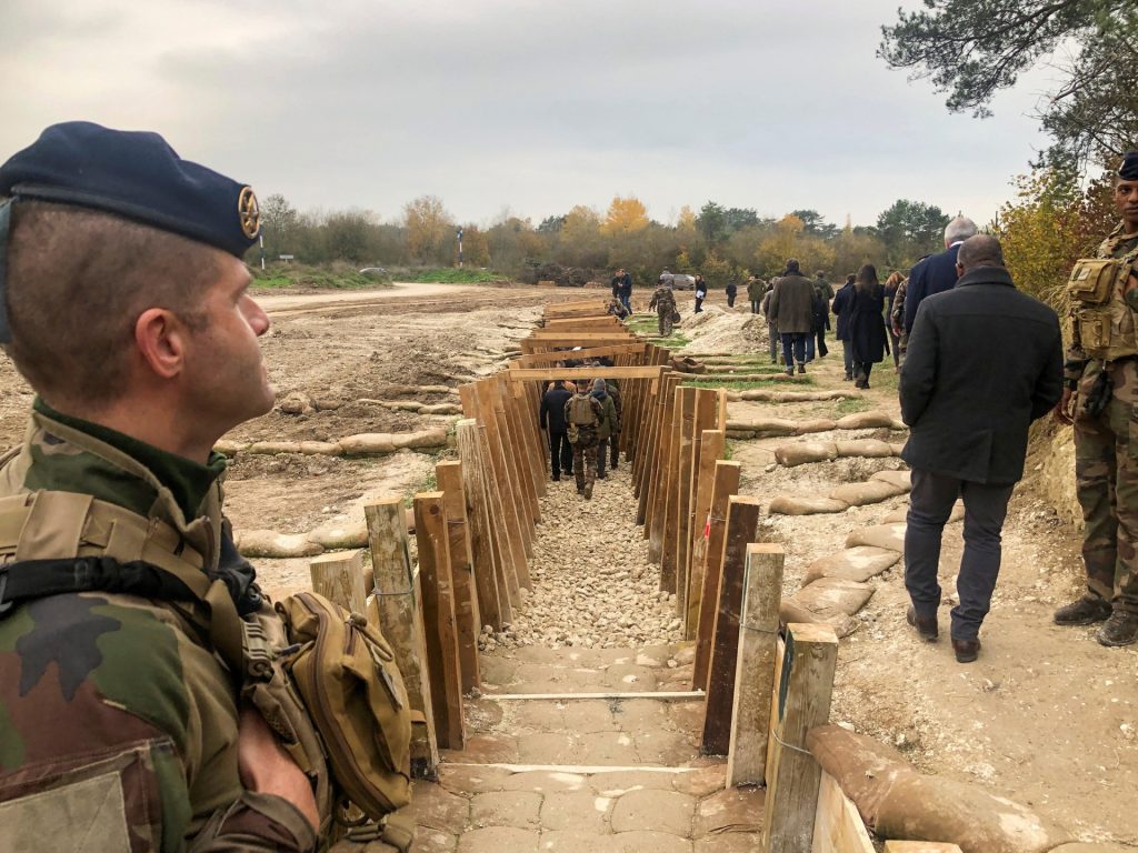 L'Ucraina ha esortato ad abbassare l'età di leva a 18 anni; Gli Stati Uniti invieranno a Kiev più armi